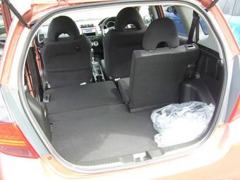 2005 Honda Fit Photos