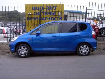 2005 Honda Fit Pictures