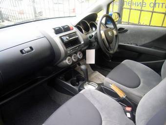 2005 Honda Fit Pictures