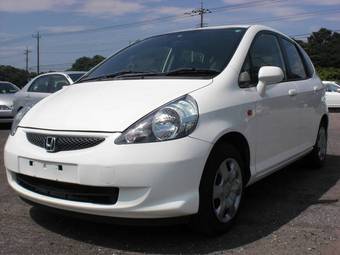 2005 Honda Fit Pics