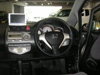 2005 Honda Fit Pictures