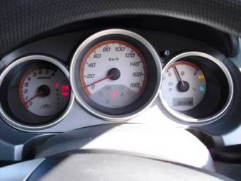 2005 Honda Fit Pictures