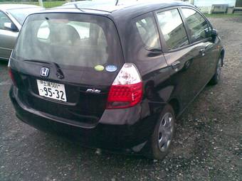 2005 Honda Fit Photos