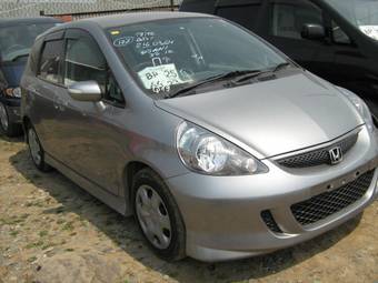 2005 Honda Fit Images