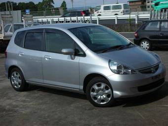 2005 Honda Fit Pictures