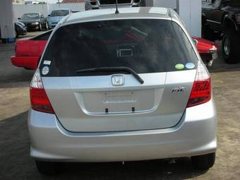 2005 Honda Fit Pictures