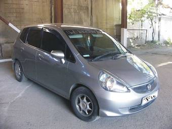 2005 Honda Fit Pictures