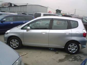 2005 Honda Fit Photos
