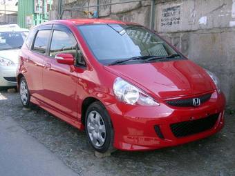 2005 Honda Fit Photos