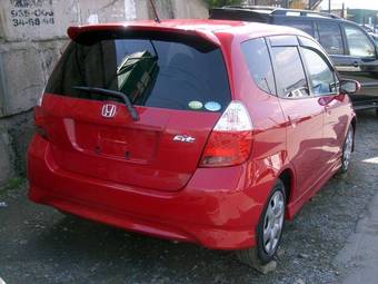 2005 Honda Fit Photos