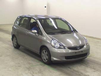 2005 Honda Fit Photos