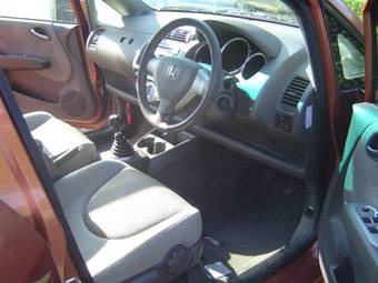 2006 Honda Fit Photos