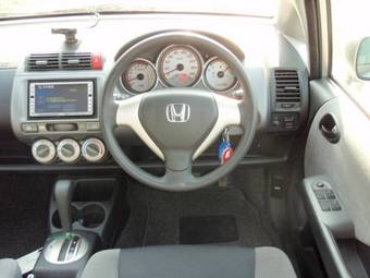 2006 Honda Fit Photos