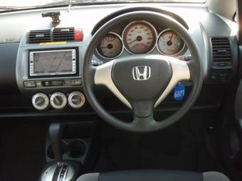 2006 Honda Fit Pictures