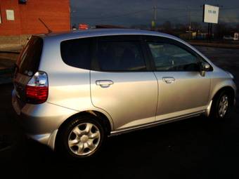 2006 Honda Fit Wallpapers