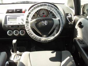 2006 Honda Fit Pictures