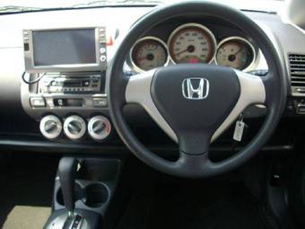 2006 Honda Fit Photos