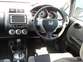 2006 Honda Fit Pictures