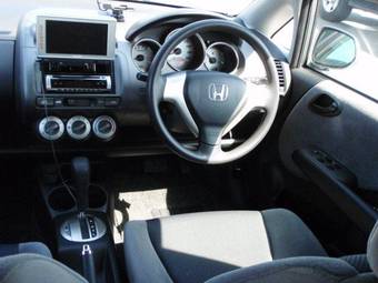 2006 Honda Fit Photos