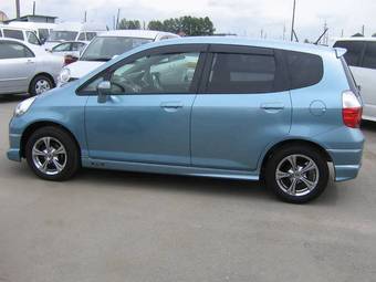 2006 Honda Fit Photos