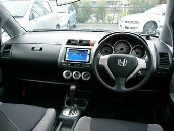 2006 Honda Fit Pictures