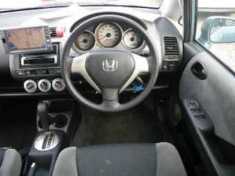 2006 Honda Fit Photos