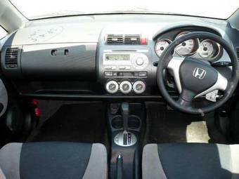 2006 Honda Fit Pictures