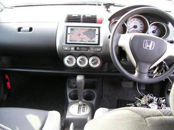 2006 Honda Fit Photos