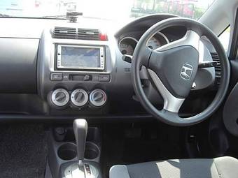 2006 Honda Fit Pictures