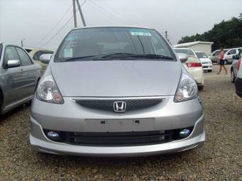 2006 Honda Fit Wallpapers