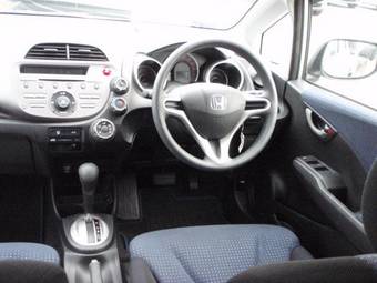 2008 Honda Fit Photos