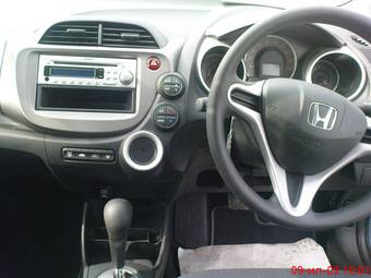2008 Honda Fit Photos