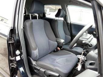 2008 Honda Fit Wallpapers