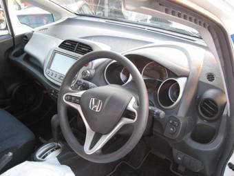 2008 Honda Fit Photos