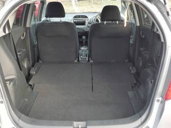 2010 Honda Fit Wallpapers