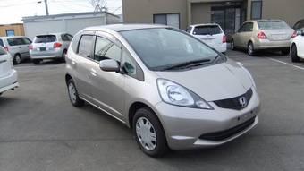 2010 Honda Fit Photos