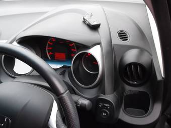 2010 Honda Fit Images