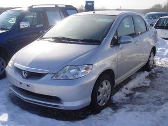 2002 Honda Fit Aria Pictures