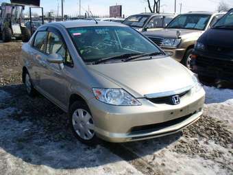 2002 Honda Fit Aria Photos