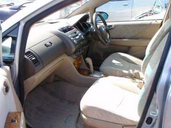 2002 Honda Fit Aria Pics