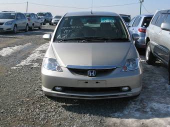 2002 Honda Fit Aria Photos