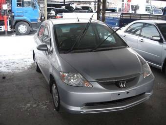 2002 Honda Fit Aria Pictures