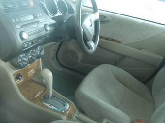 2002 Honda Fit Aria Photos