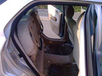 2002 Honda Fit Aria Pictures