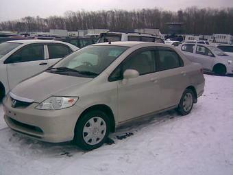 2002 Honda Fit Aria Photos