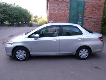 2002 Honda Fit Aria Photos