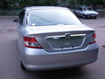 2002 Honda Fit Aria Pics