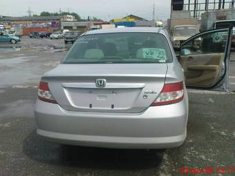 2002 Honda Fit Aria Photos