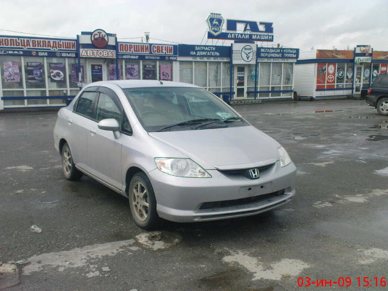 Купить хонда ария. Honda Fit Aria 2002. Honda Fit Aria r16. Honda Fit Aria r14. Е1-1 запчасть Хонда фит Ария.