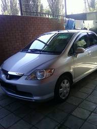 2002 Honda Fit Aria Photos